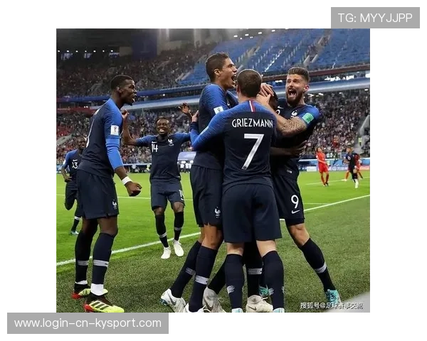 法国足球面临阵容老化挑战，年轻球员崭露头角，法国足球主力队员