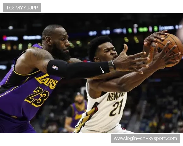 湖人末节逆转成功，詹姆斯关键三分锁定胜局，湖人官宣詹姆斯